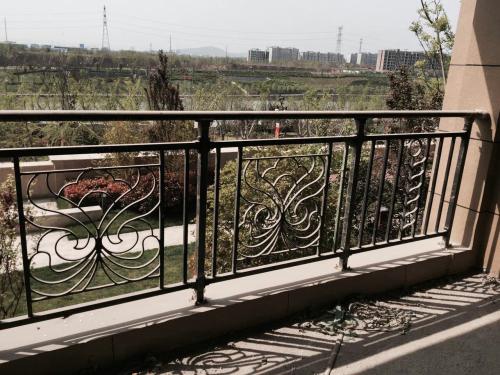 陽(yáng)臺(tái)護(hù)欄