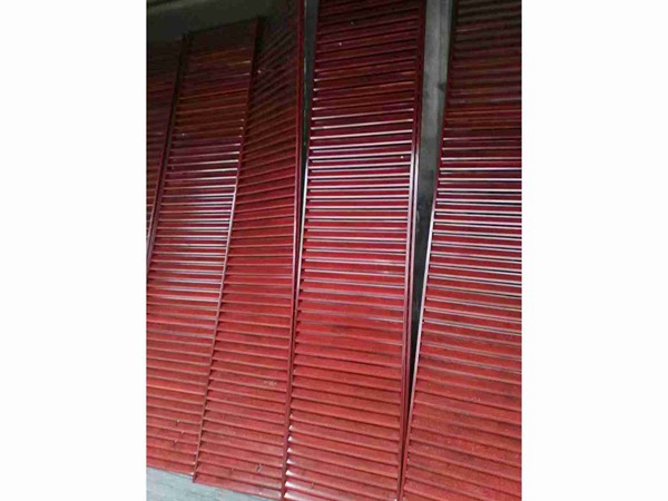 陽(yáng)臺(tái)護(hù)欄